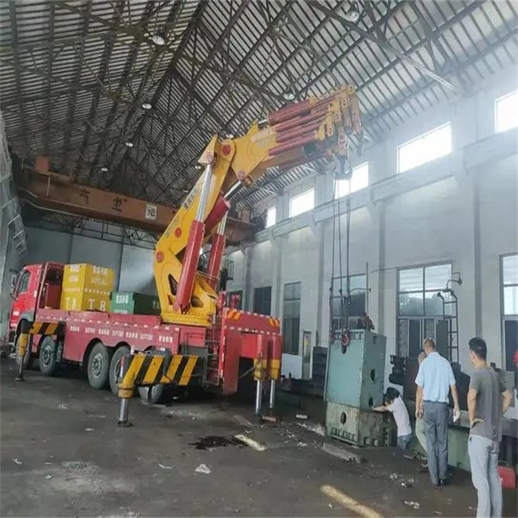 高坪速查！附近自卸吊车租赁电话及租赁全攻略