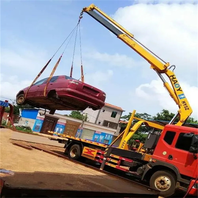 高坪吊车吊汽车的正确方法